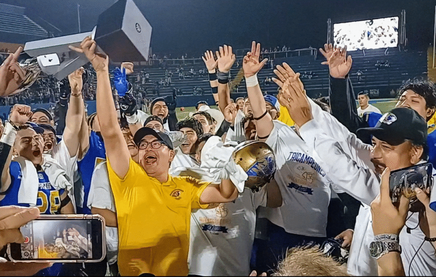 AUTÉNTICOS TIGRES, TRICAMPEONES INVICTOS